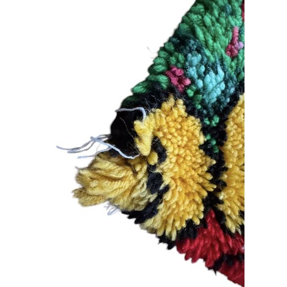 Winnie the Pooh Latch Hook VTG Square Rug Only Nursery Wall Hanging Disney READ - Picture 7 of 7